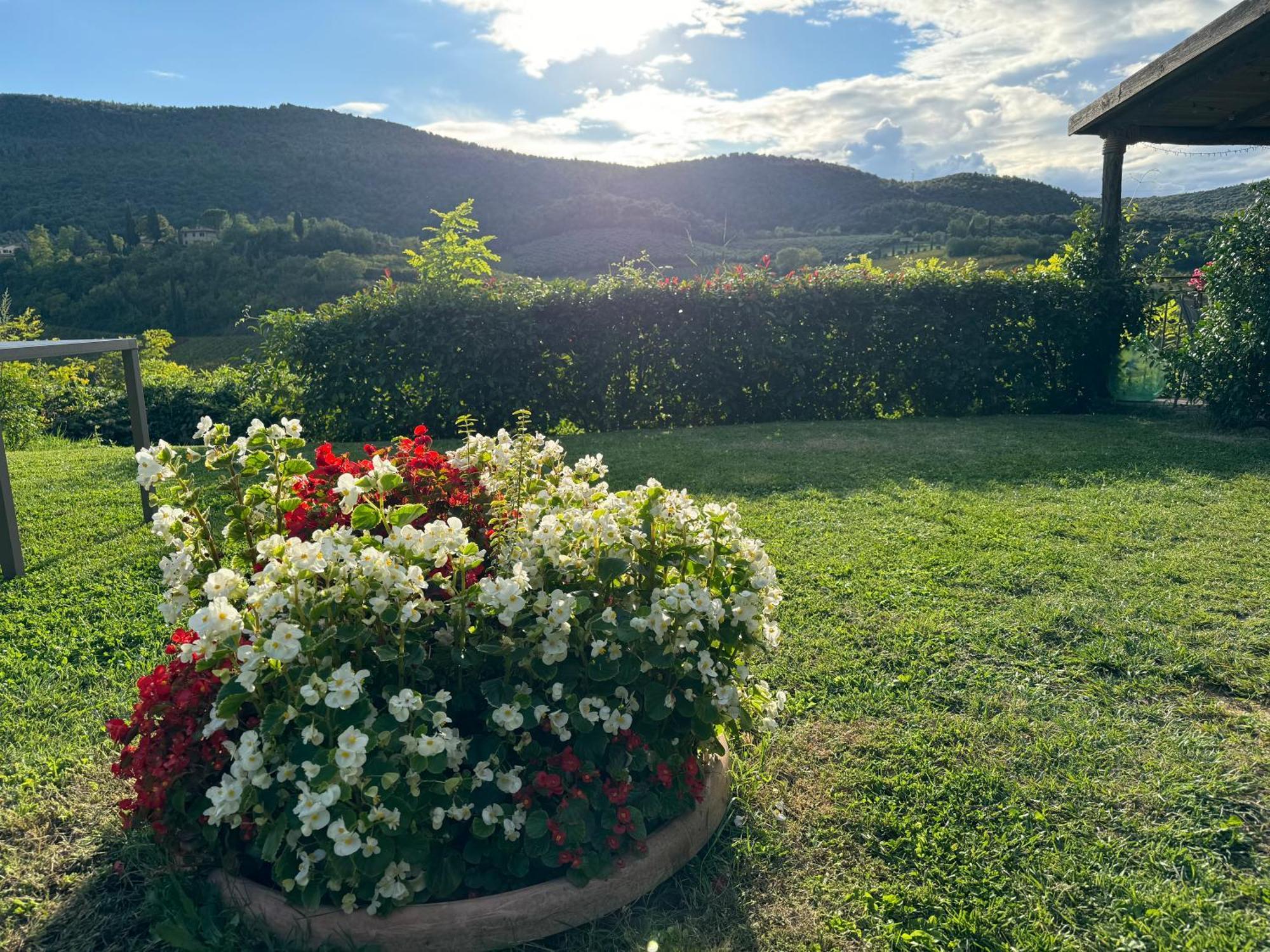 Villa Del Sole San Gimignano Exterior photo